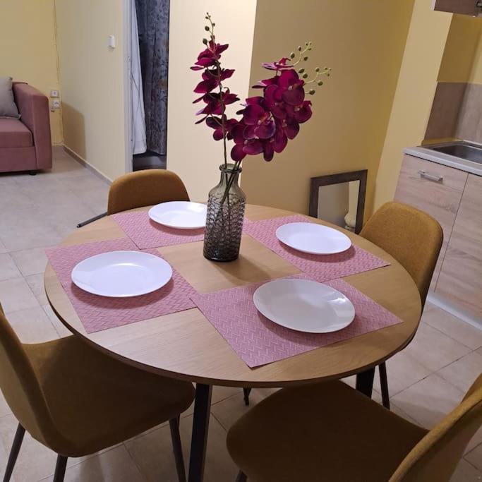 Zenia Home 1 Στην Καρδιά Της Πάτρας 외부 사진