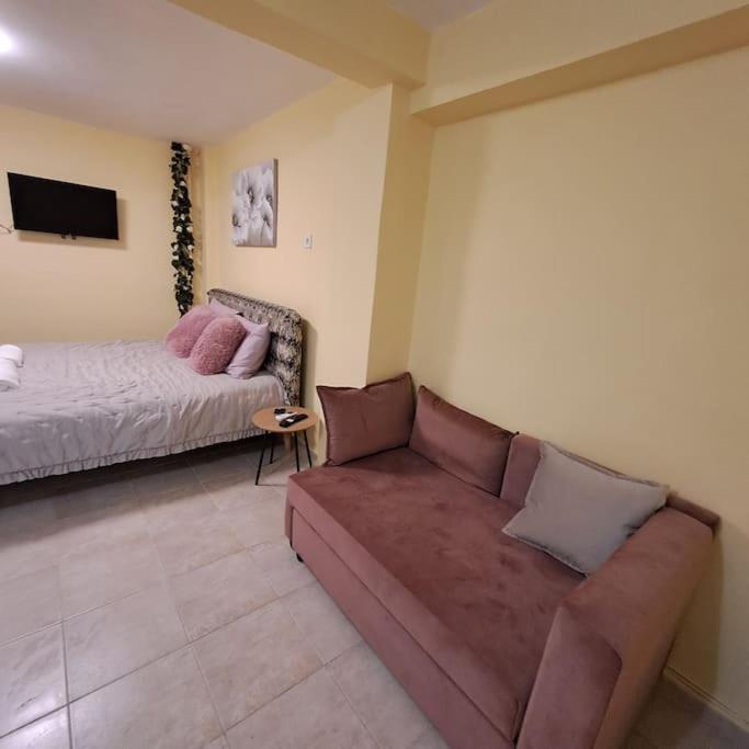 Zenia Home 1 Στην Καρδιά Της Πάτρας 외부 사진