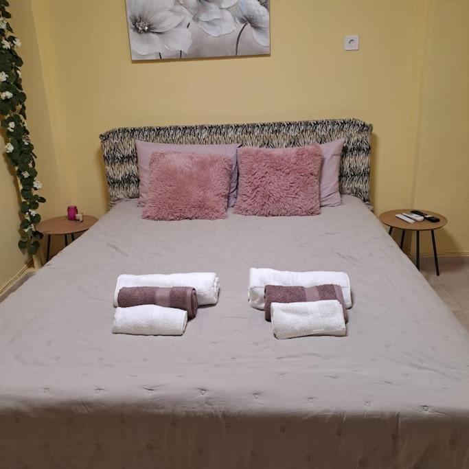 Zenia Home 1 Στην Καρδιά Της Πάτρας 외부 사진